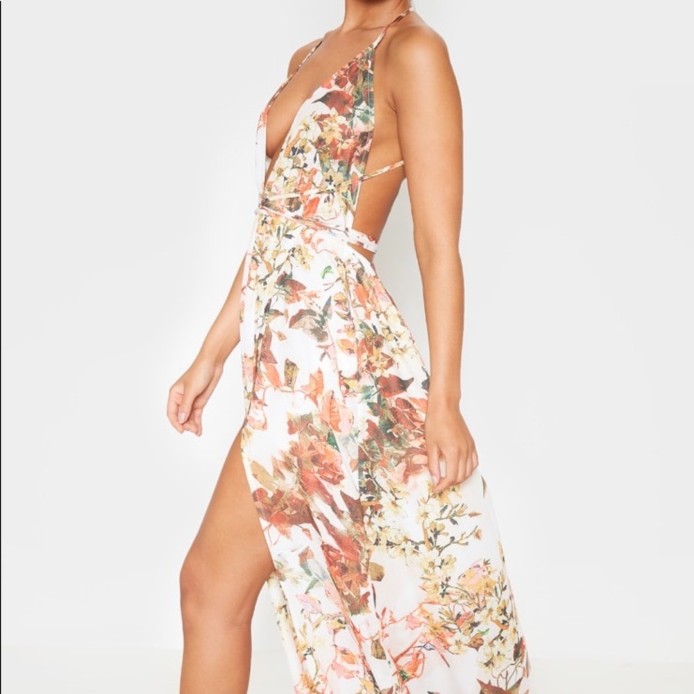 WHITE FLORAL PRINT CHIFFON HALTERNECK MAXI DRESS - Picture 4 of 8